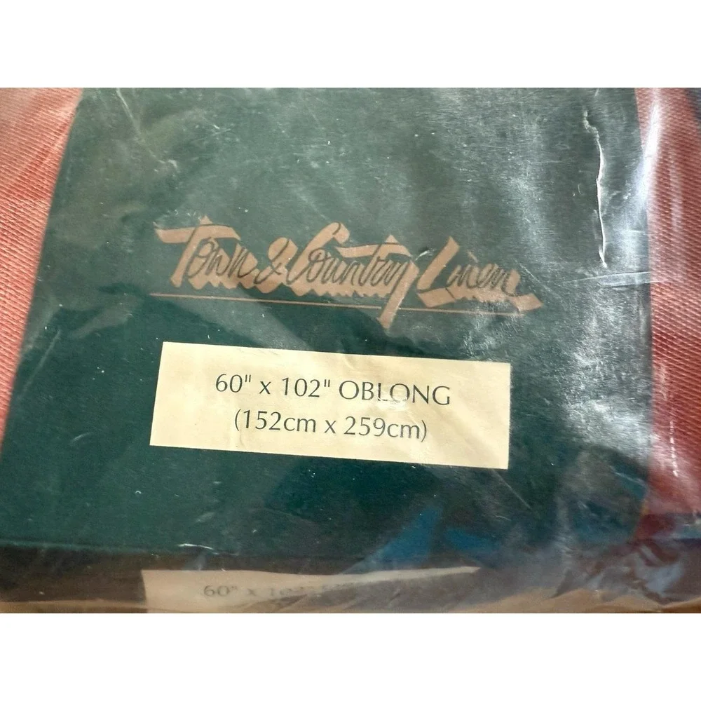 Vintage Gloria Vanderbilt Flannel Backed Vinyl‎ Tablecloth 60